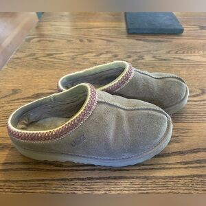 UGG Tan and Pink Tasmans